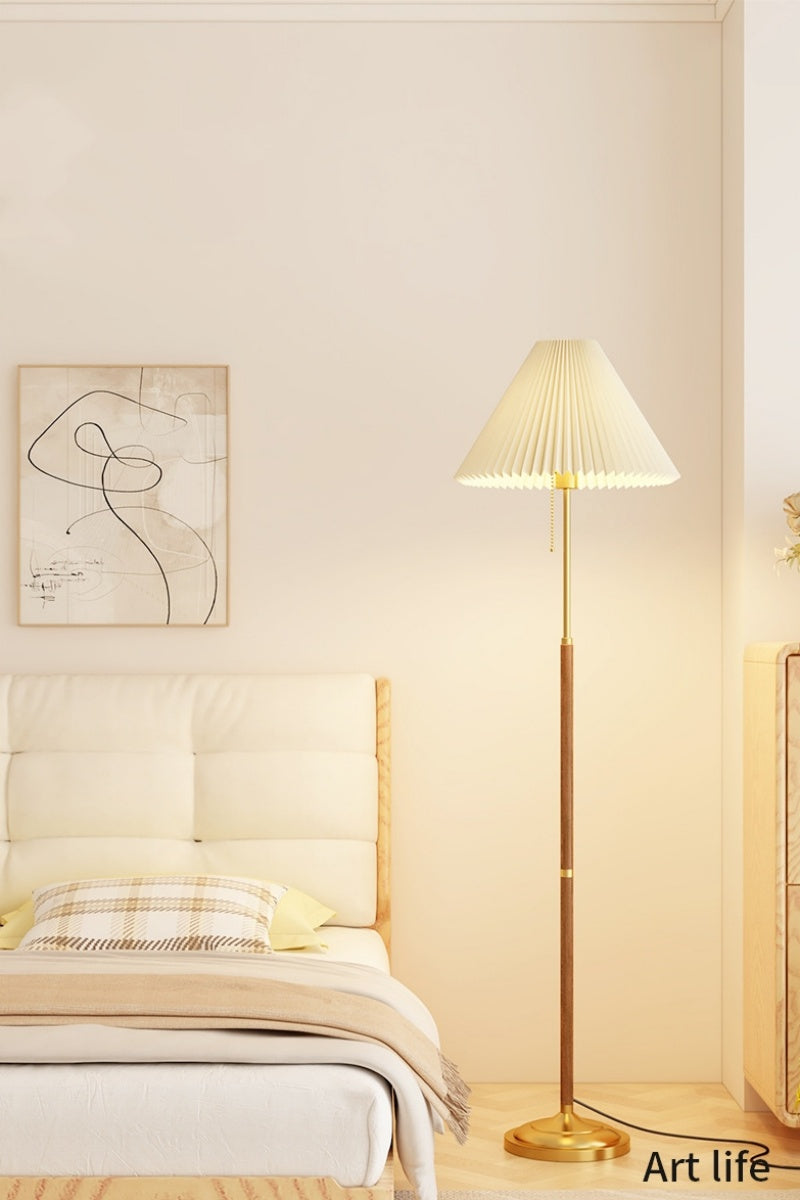 Retro-Style Solid Wood Floor Lamp