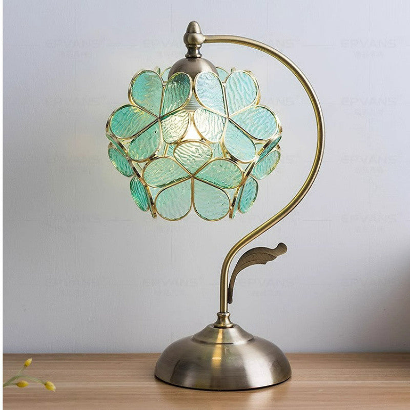Luxury petal lamp Luxury romantic creative retro led lamp bedroom decoration Bedside lamp