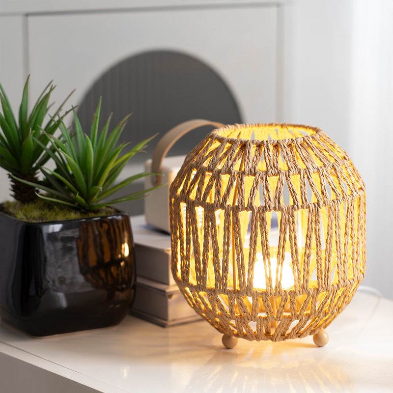 Rural Style Woven Lanterns Table Lamp