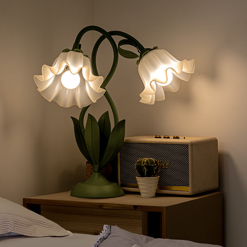 Double Flower Romantic Atmosphere Table Lamp