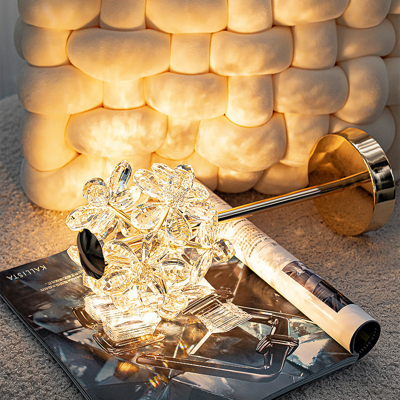 Light Luxury Flower Crystal Table Lamp