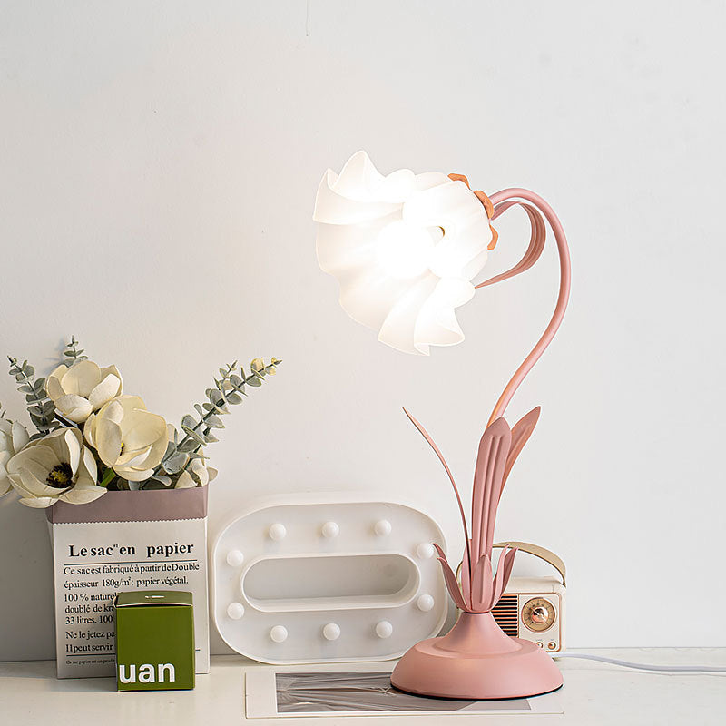 Flower Romantic Atmosphere Table Lamp