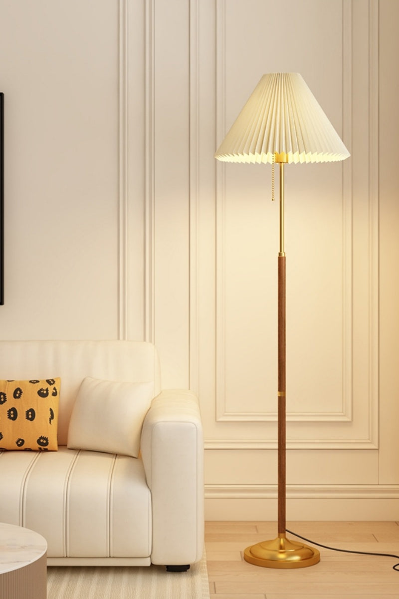 Retro-Style Solid Wood Floor Lamp