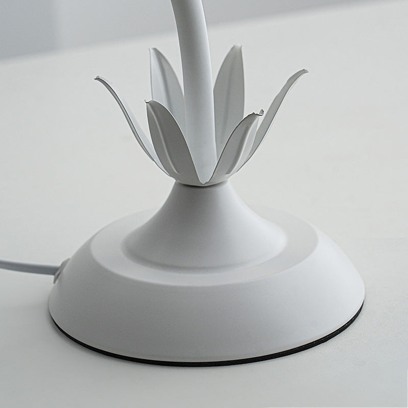 Flower Romantic Atmosphere Table Lamp