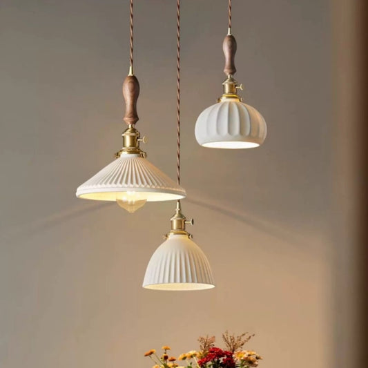 Retro Solid Wood Brass Ceramic Chandelier