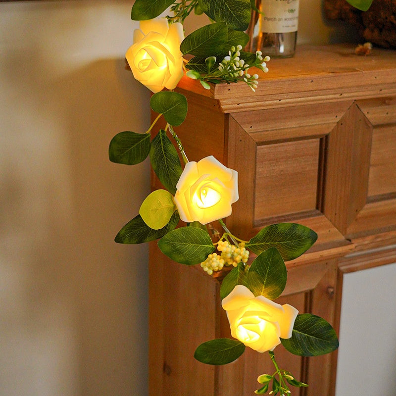 Romantic Decorative Lamp With Rose Vines