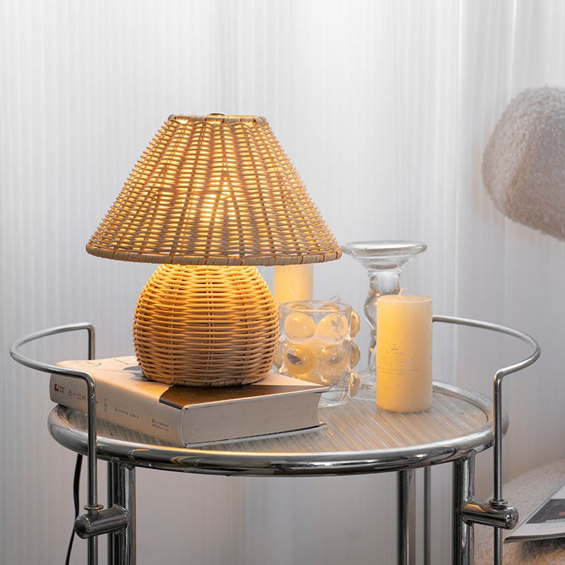 Creative Bamboo Woven Table Lamp