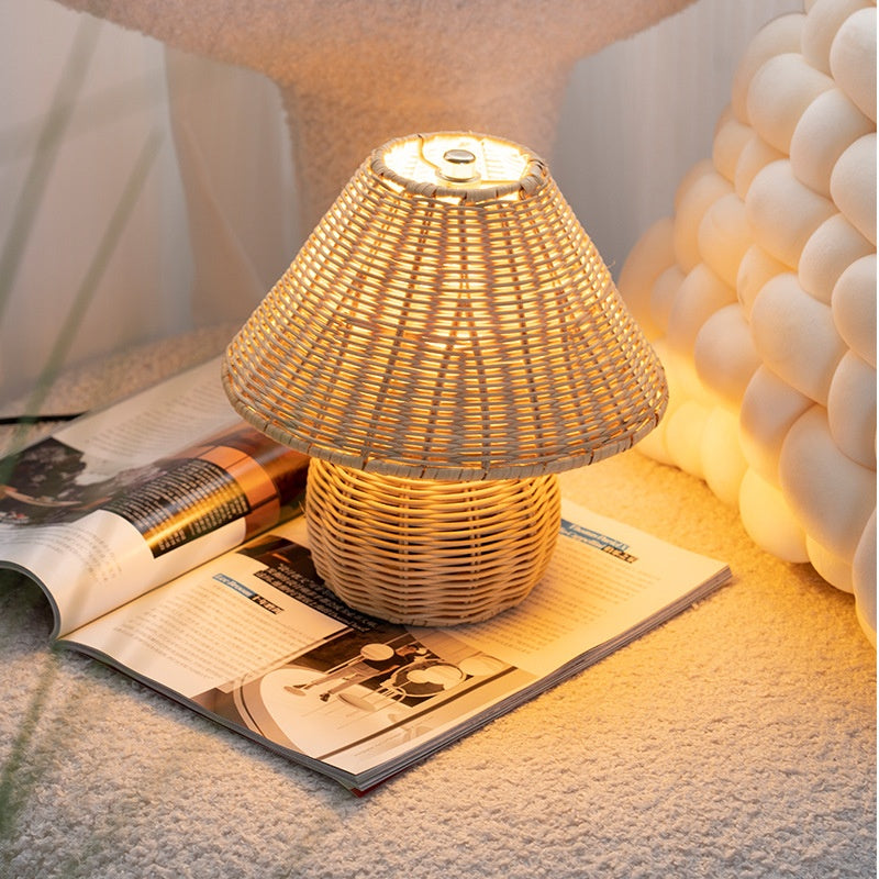 Creative Bamboo Woven Table Lamp