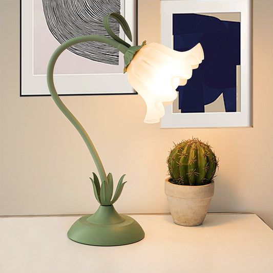 Flower Romantic Atmosphere Table Lamp