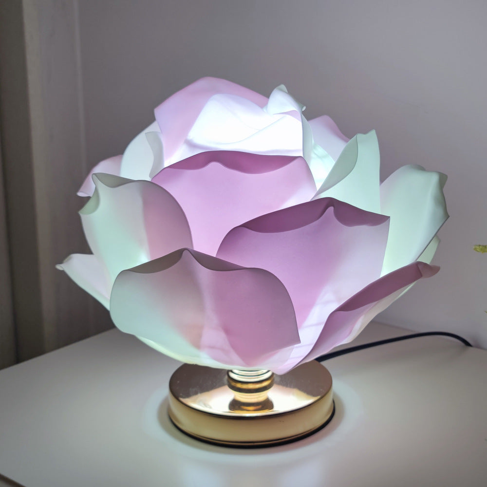 Creative big rose lamp Lotus lamp Dream wedding bedside lamp