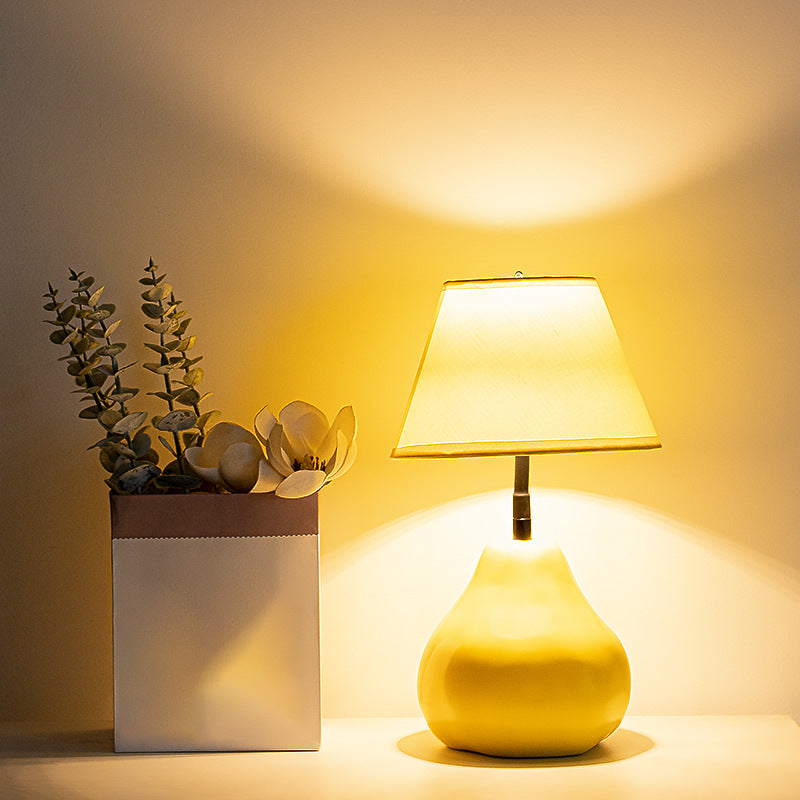 Creative Pear Atmosphere Table Lamp