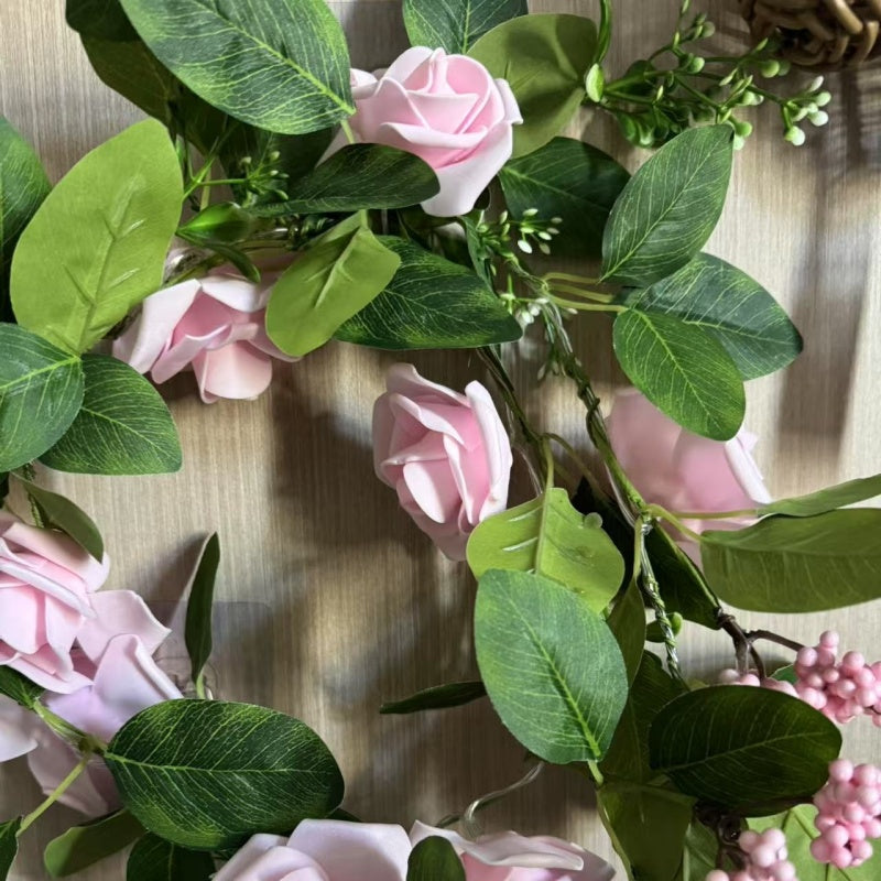Romantic Decorative Lamp With Rose Vines