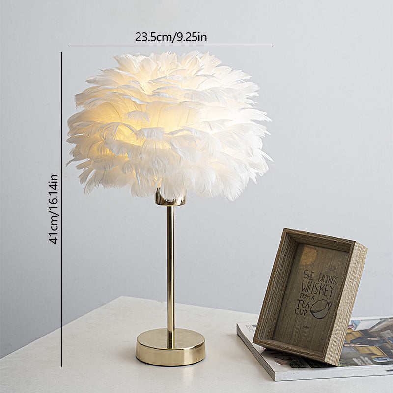Romantic Atmosphere Feather Table Lamp