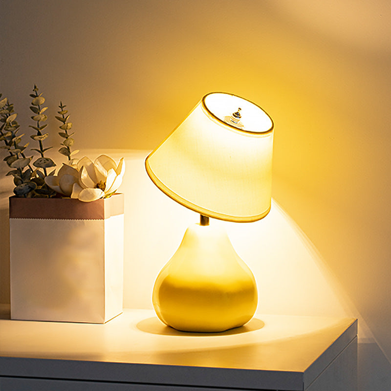 Creative Pear Atmosphere Table Lamp
