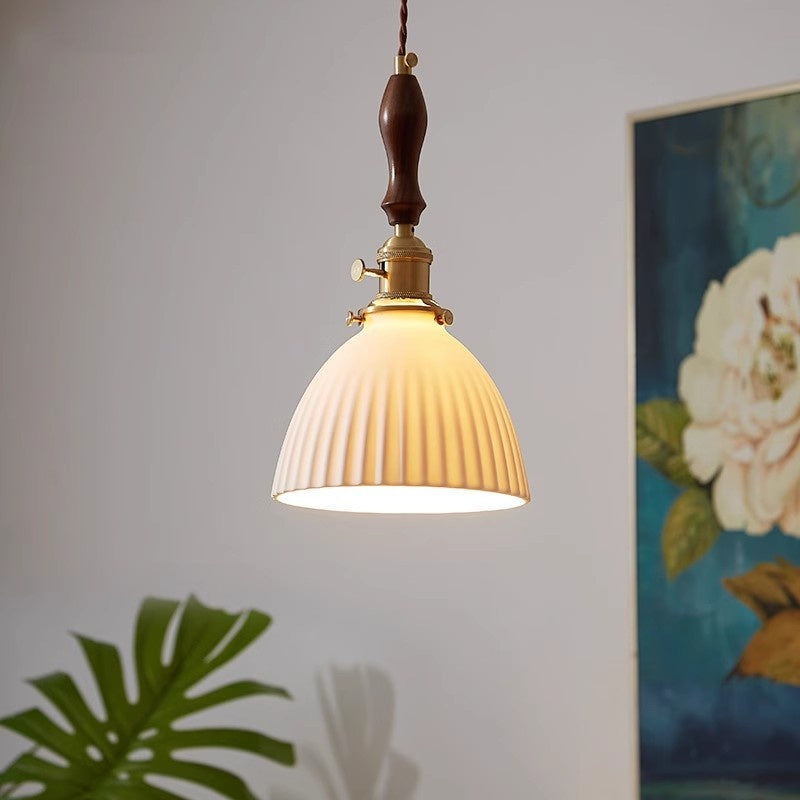 Retro Solid Wood Brass Ceramic Chandelier