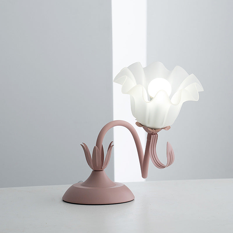 Flower Romantic Atmosphere Table Lamp