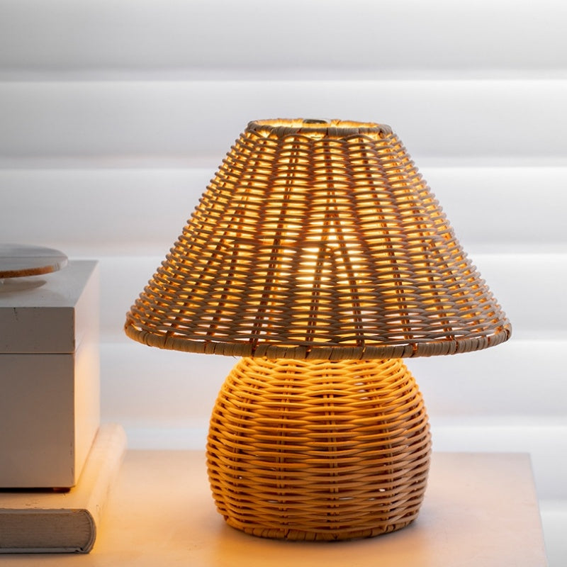 Creative Bamboo Woven Table Lamp