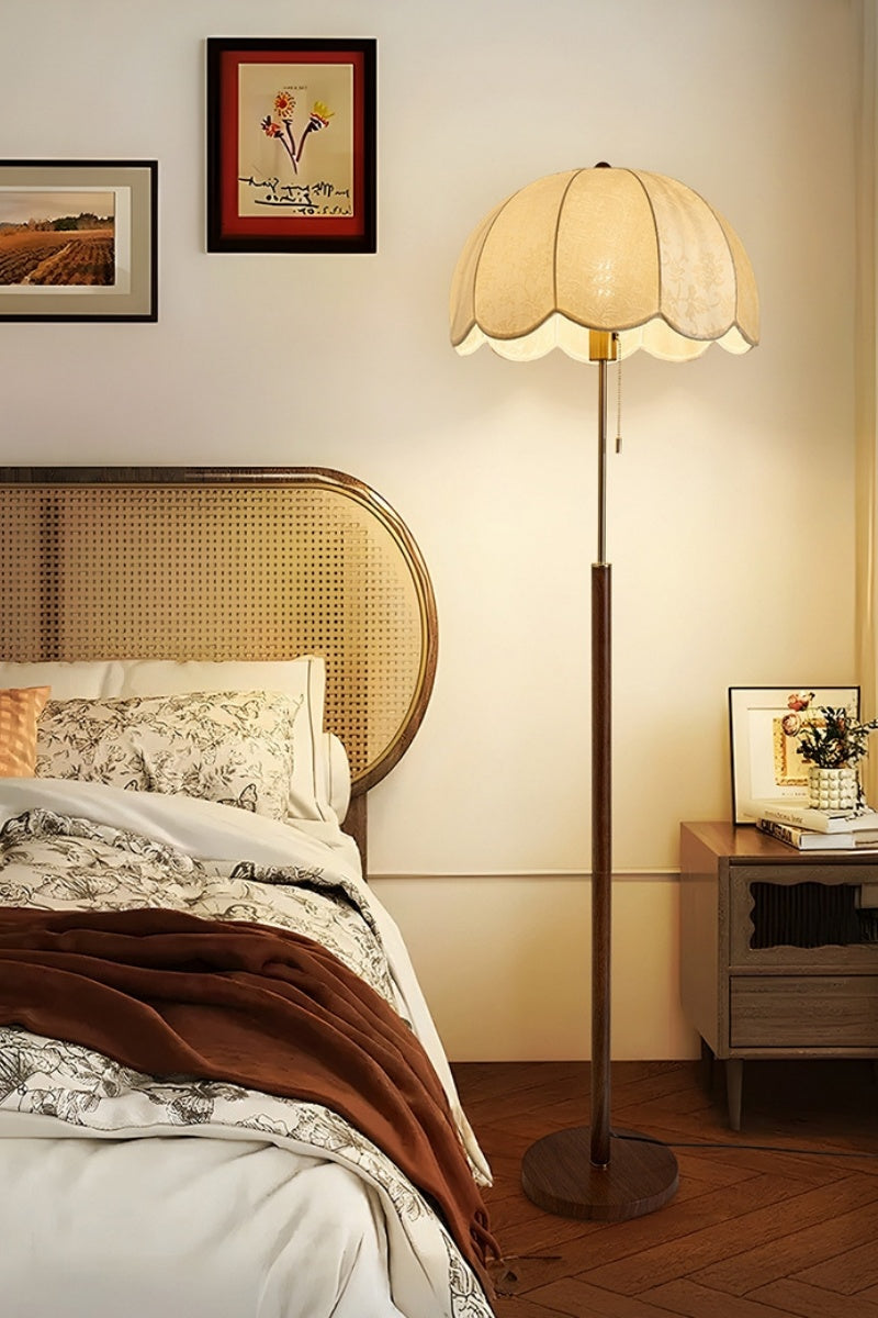 Retro Embroidered Fabric Floor Lamp