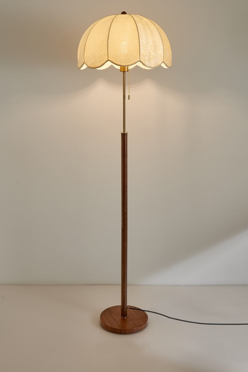 Retro Embroidered Fabric Floor Lamp